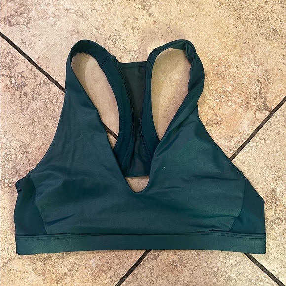 Victoria’s Secret Sports Bra 🌵 - Picture 1 of 4